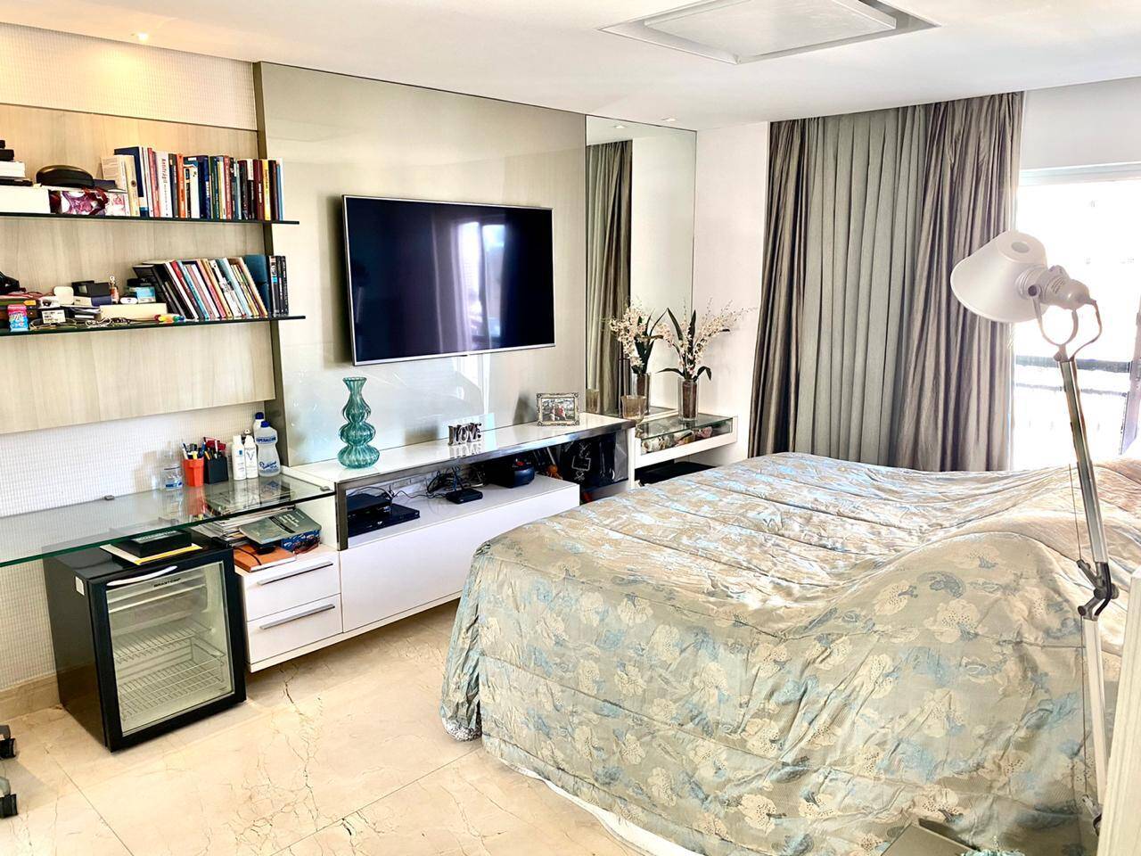 Apartamento à venda com 4 quartos, 220m² - Foto 8