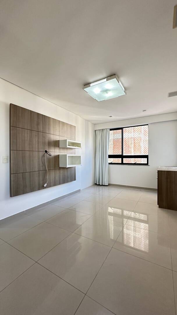 Apartamento à venda com 3 quartos, 110m² - Foto 4