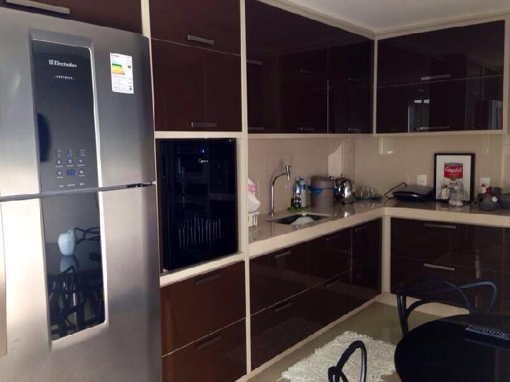 Apartamento à venda com 3 quartos, 2102m² - Foto 4