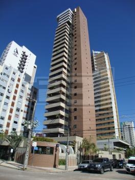 Apartamento à venda com 4 quartos, 2582m² - Foto 1